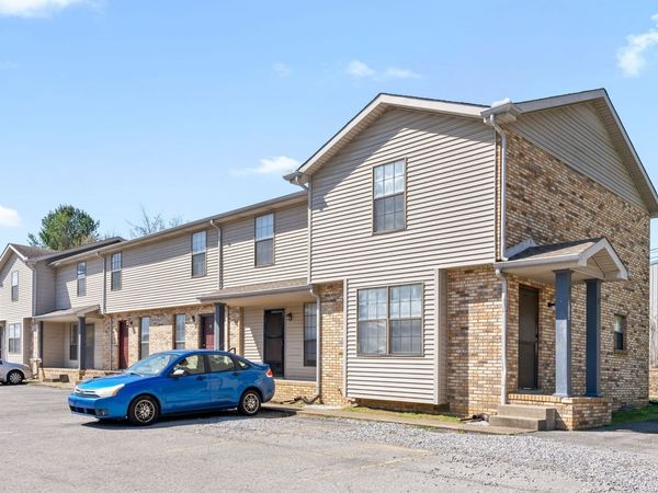 1500 W Knollwood Cir , Unit F, Clarksville, TN 37043