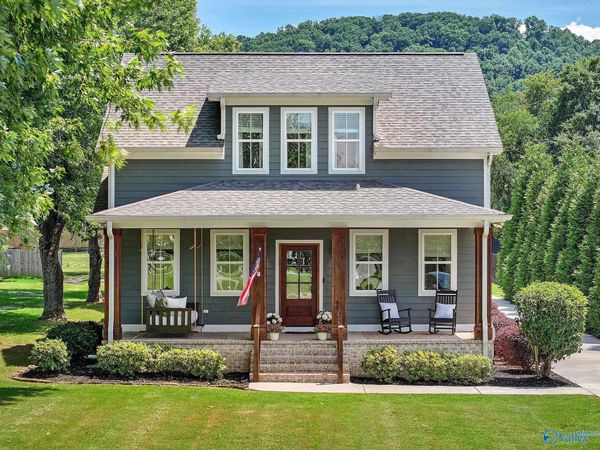 5701 Spring Creek Drive, Guntersville, AL 35976