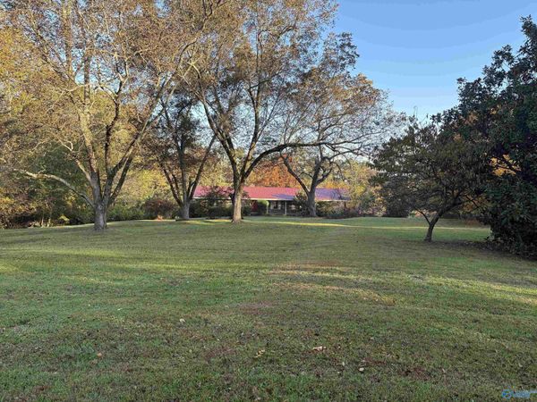 200 Robertson Street, Albertville, AL 35951