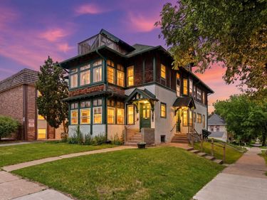 301 W 22nd Street , Minneapolis, MN 55404