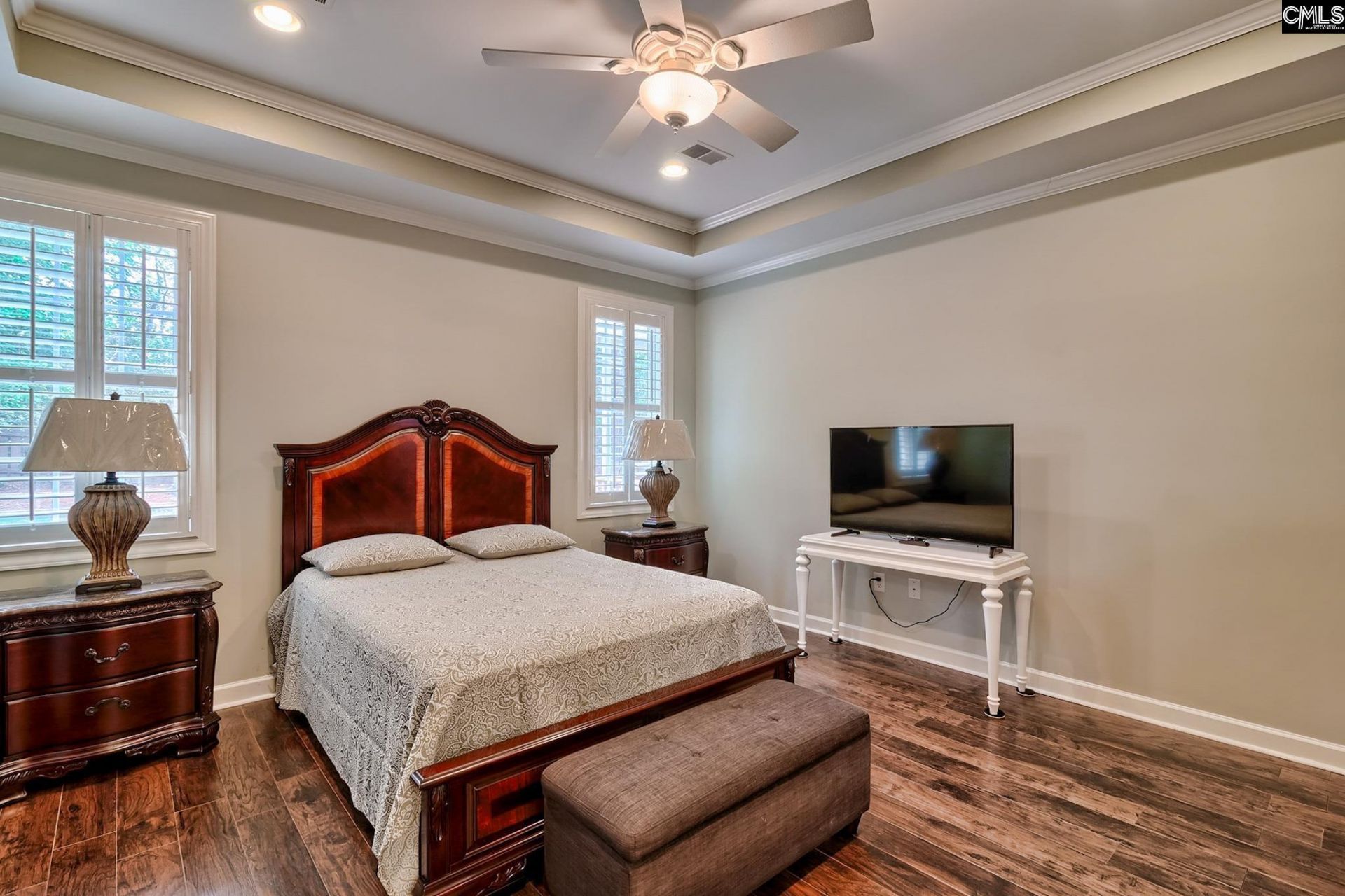 325 Chelmsford Way  Photo 14