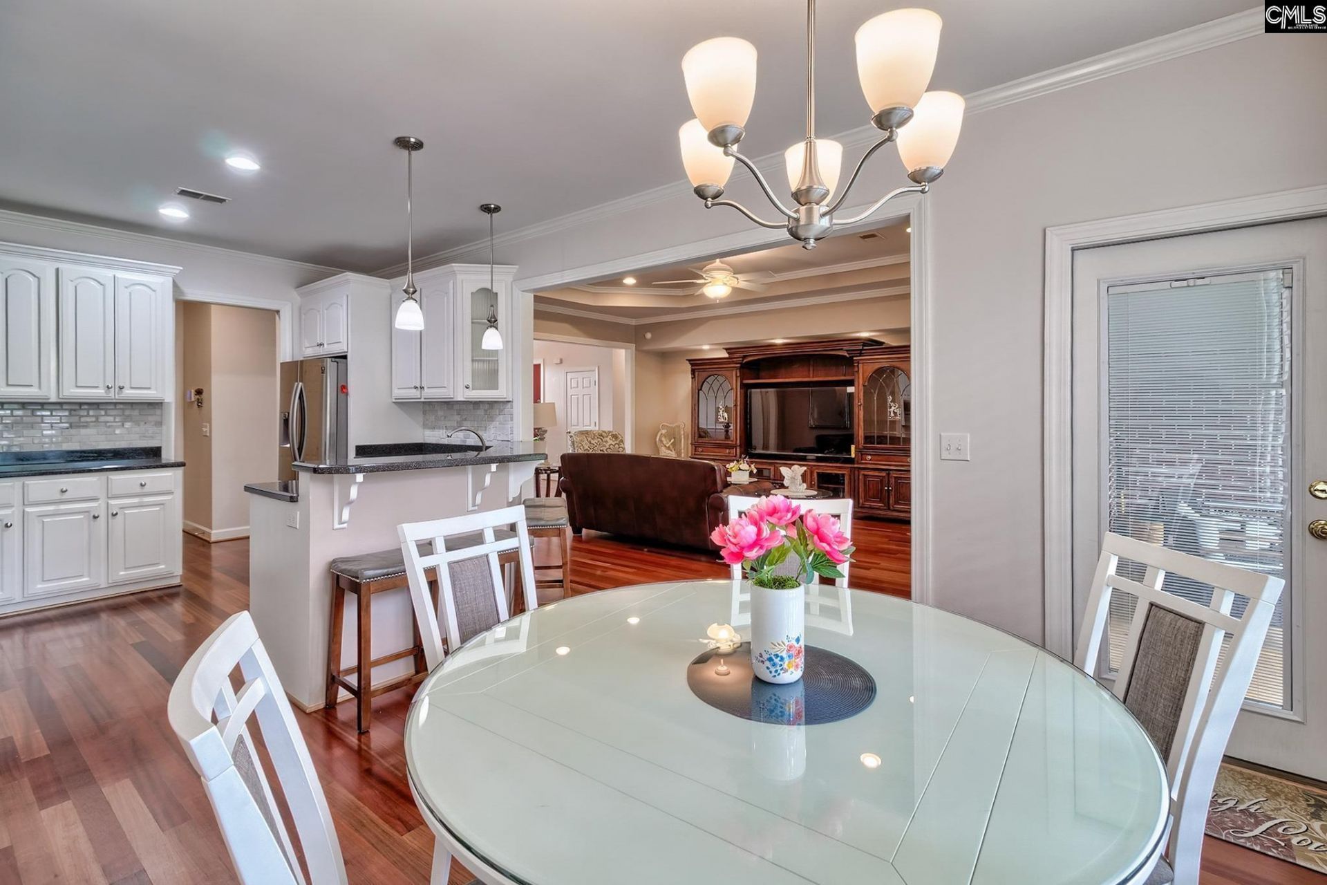 325 Chelmsford Way  Photo 24