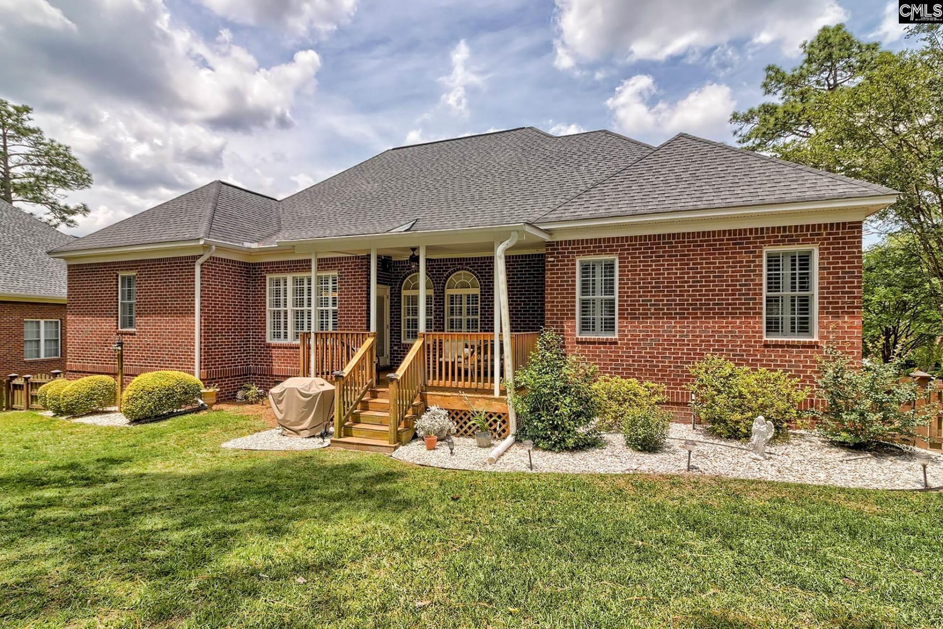 325 Chelmsford Way  Photo 38