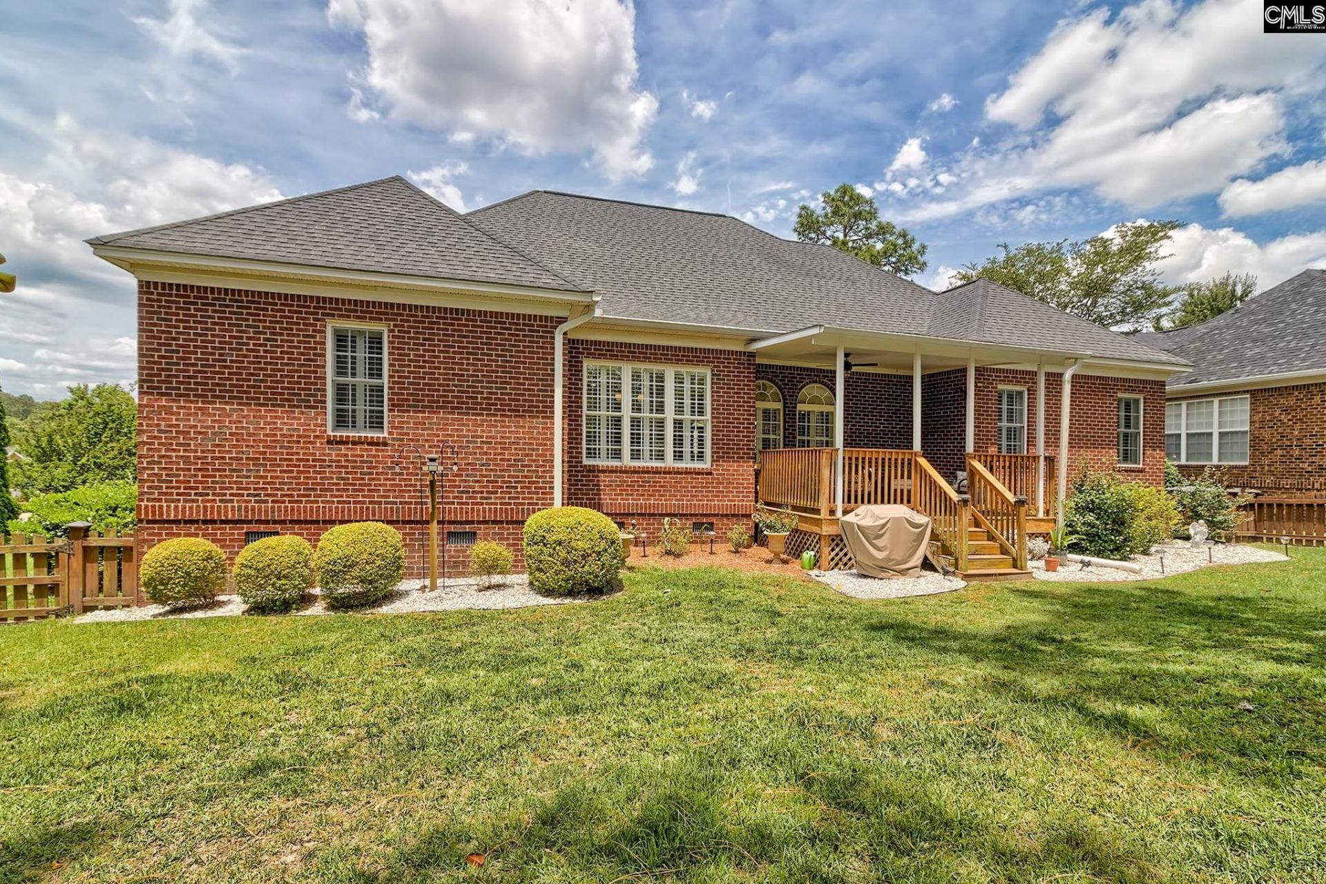 325 Chelmsford Way  Photo 40