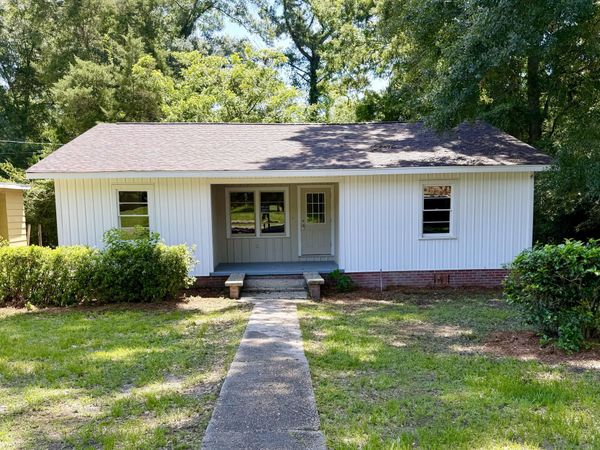 711 N 19th Ave., Hattiesburg, MS 39401