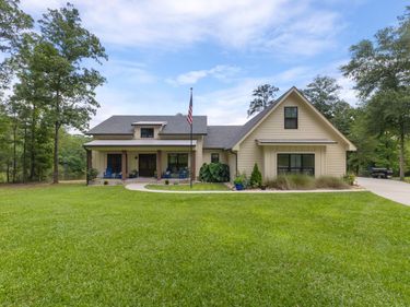 1222 Crestwood Dr., Hattiesburg, MS 39402