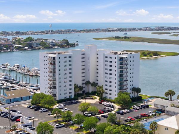 322 Causeway Drive, Unit Ste 302, Wrightsville Beach, NC 28480