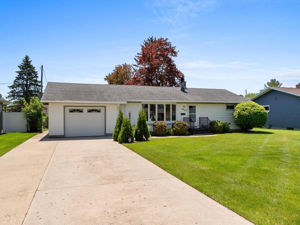 2343 39th St, Two Rivers, WI 54241