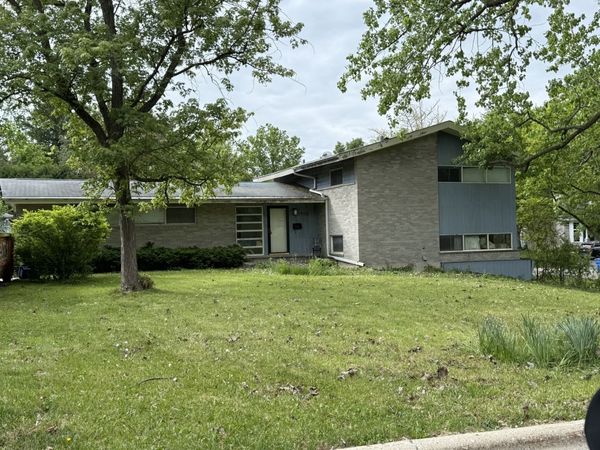 1958 CASTLEWOOD Road , Highland Park, IL 60035