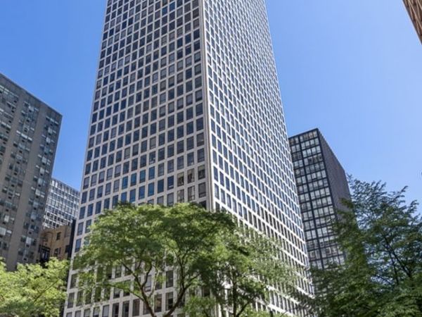 260 E Chestnut Street , Unit 409, Chicago, IL 60611