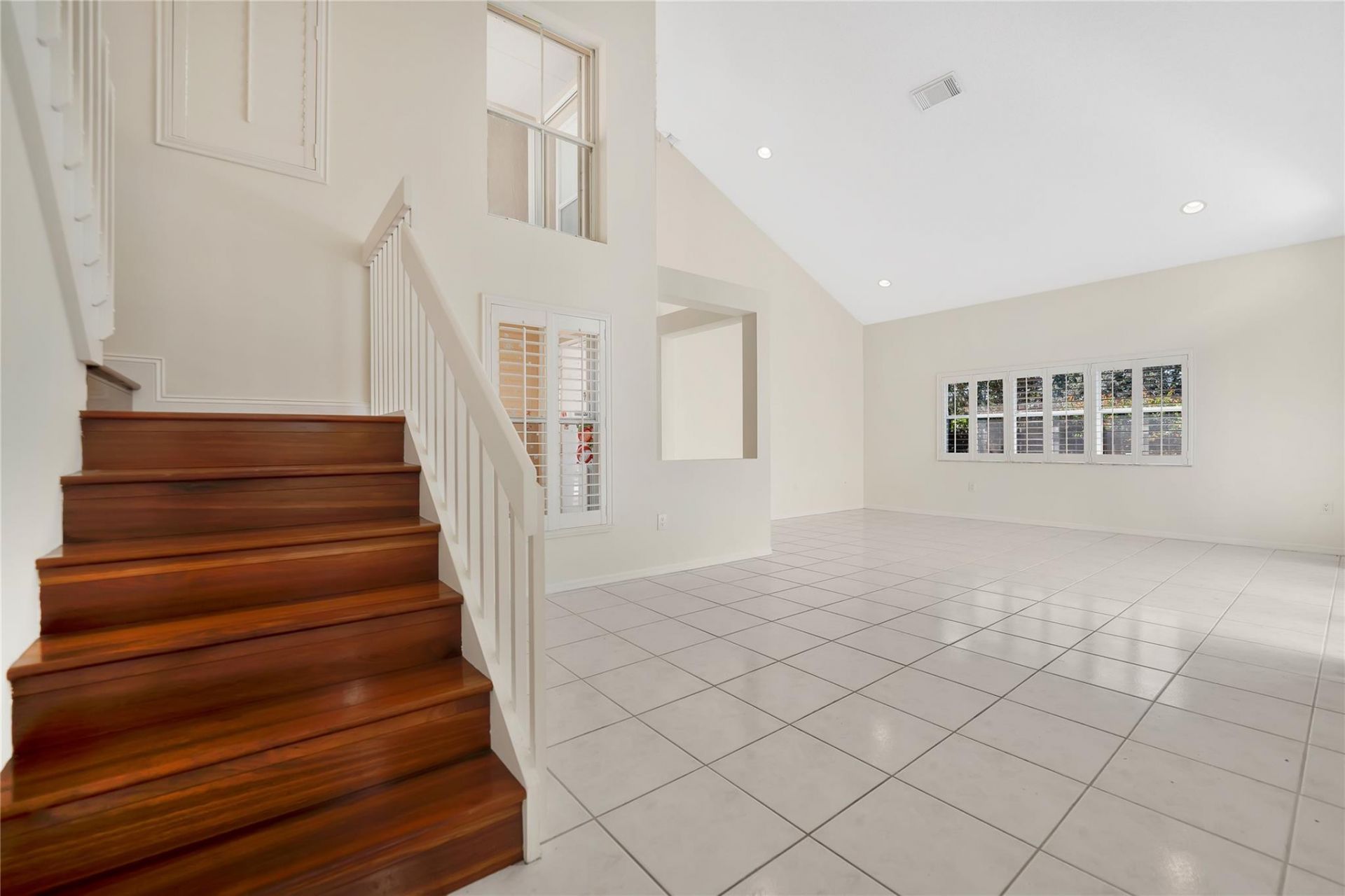1840 Sweetbay Way, Hollywood, FL 33019 Photo