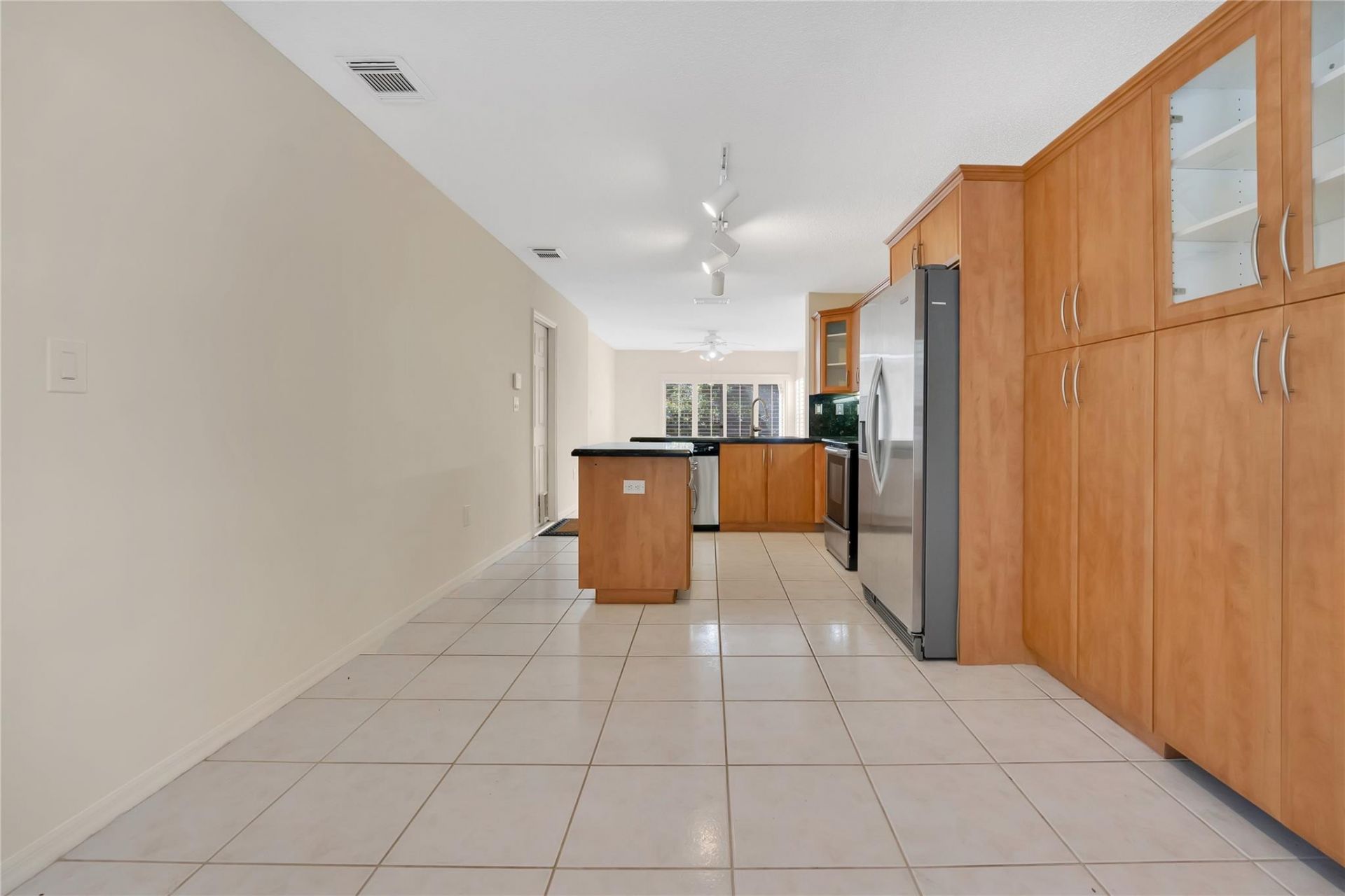 1840 Sweetbay Way, Hollywood, FL 33019 Photo