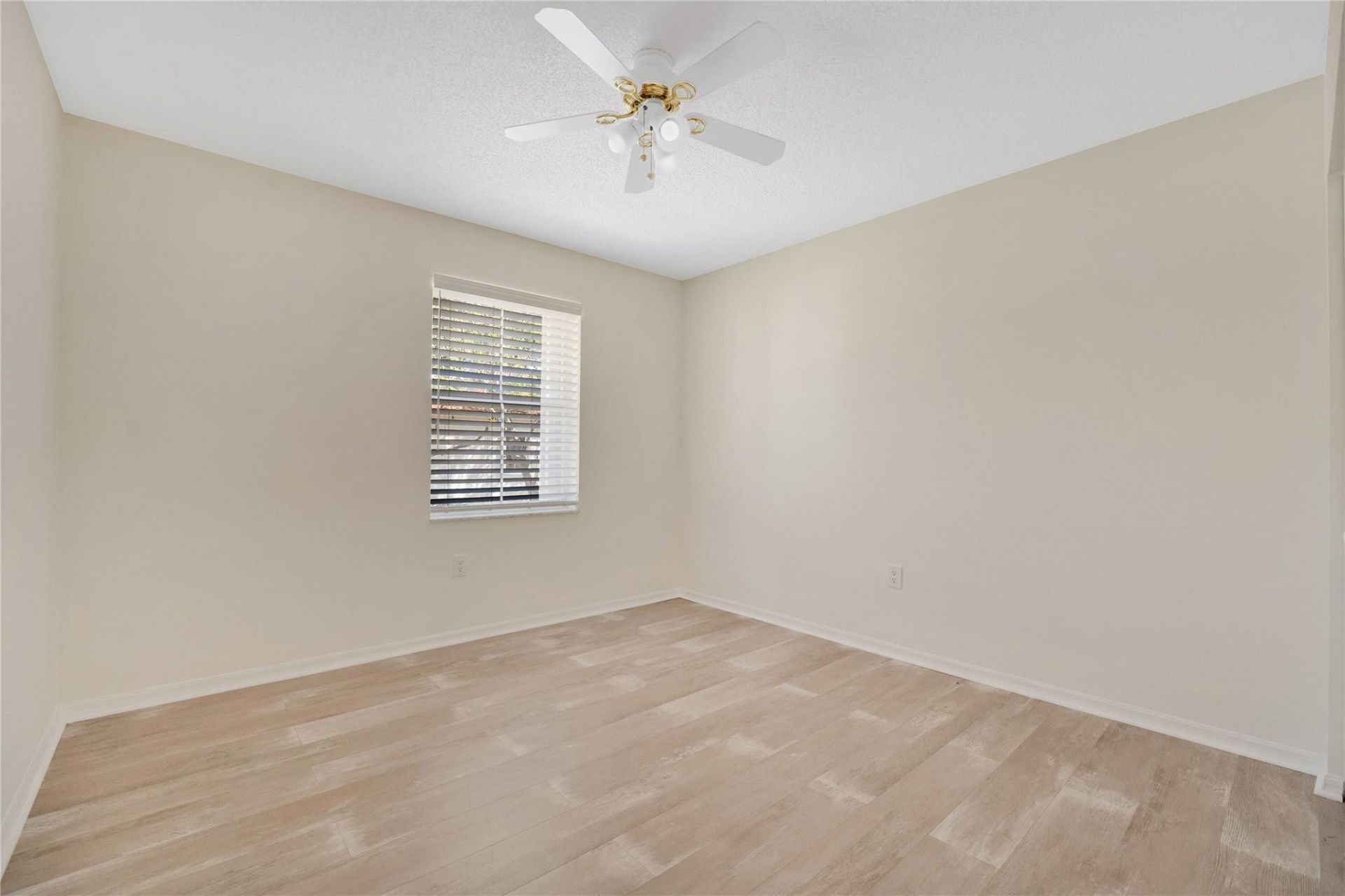 1840 Sweetbay Way, Hollywood, FL 33019 Photo