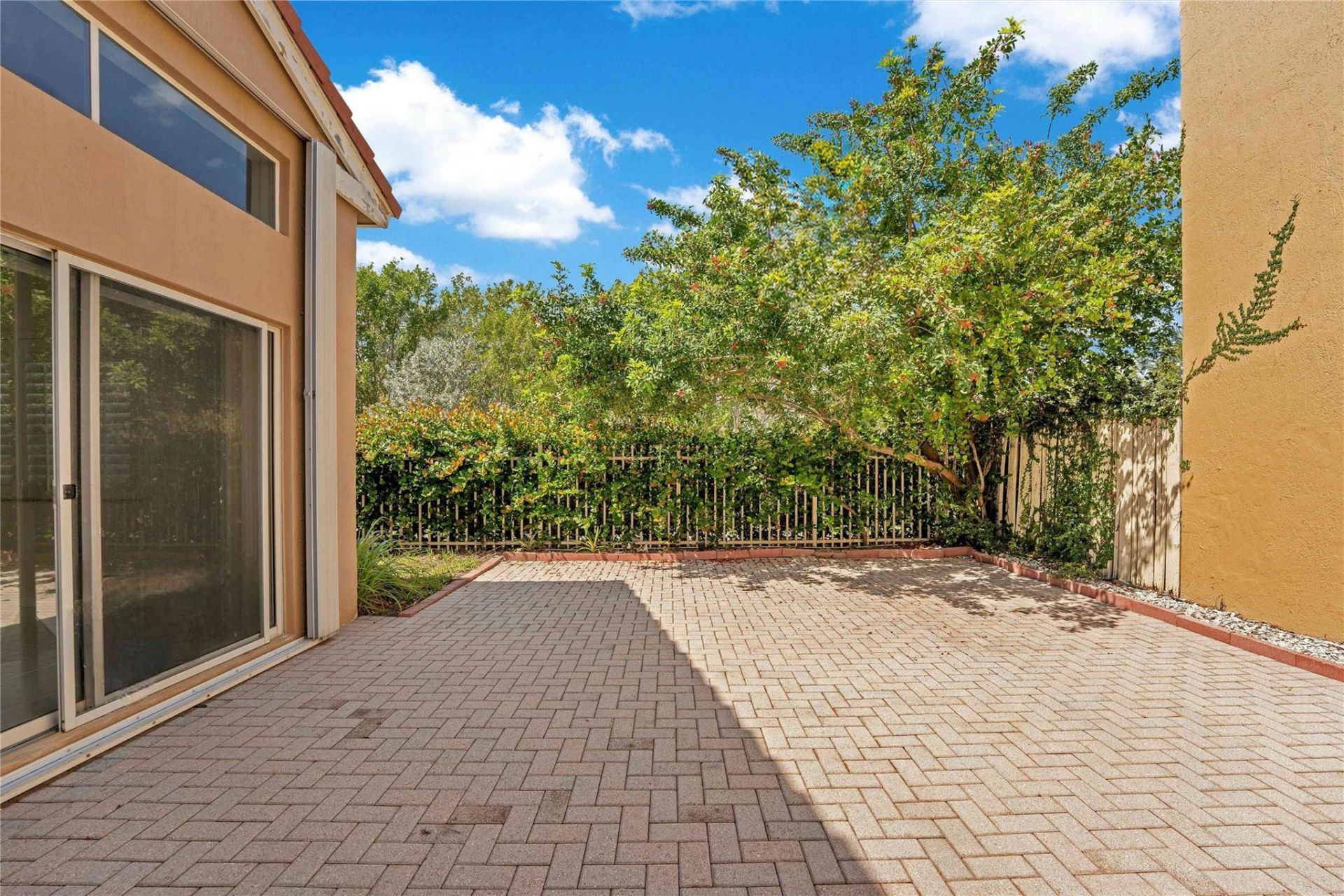 1840 Sweetbay Way, Hollywood, FL 33019 Photo