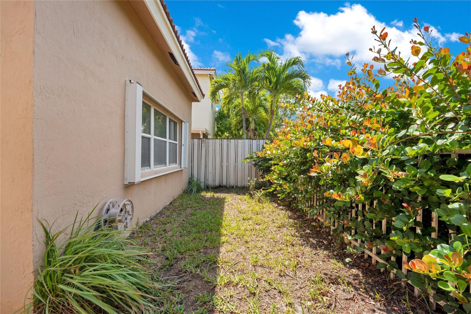 1840 Sweetbay Way, Hollywood, FL 33019 Photo