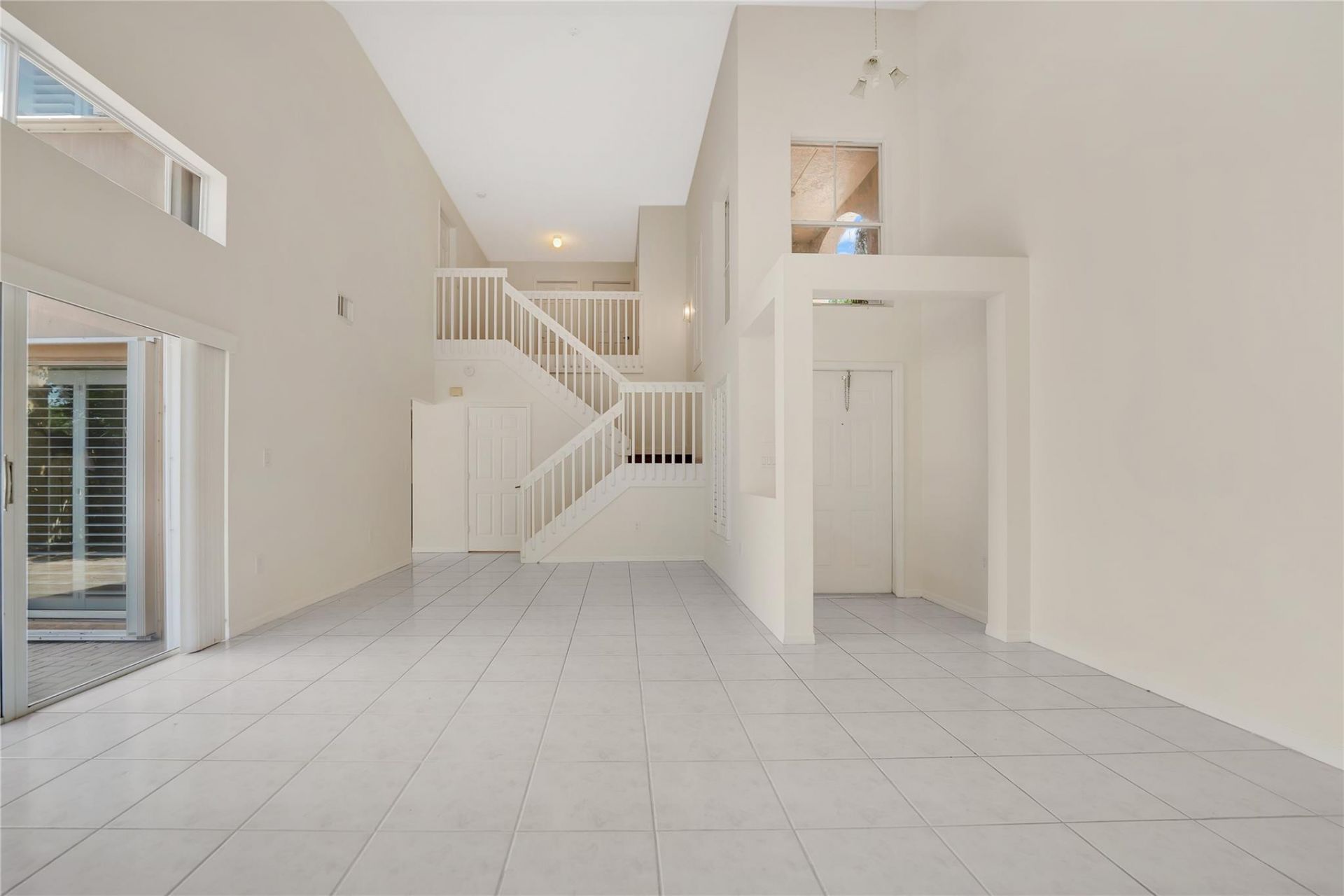 1840 Sweetbay Way, Hollywood, FL 33019 Photo
