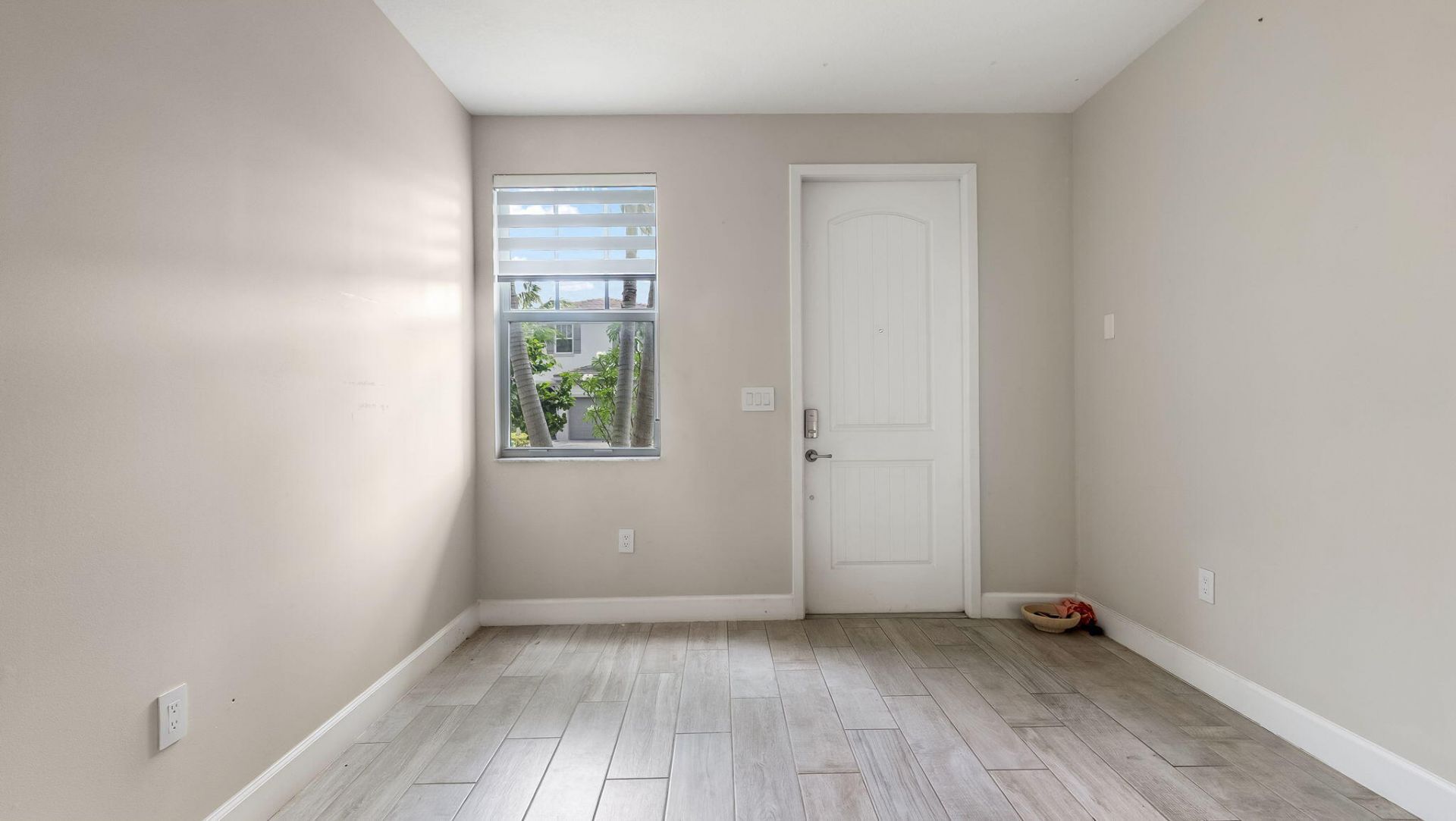 4805 NW 48th Terrace, Tamarac, FL 33319 Photo