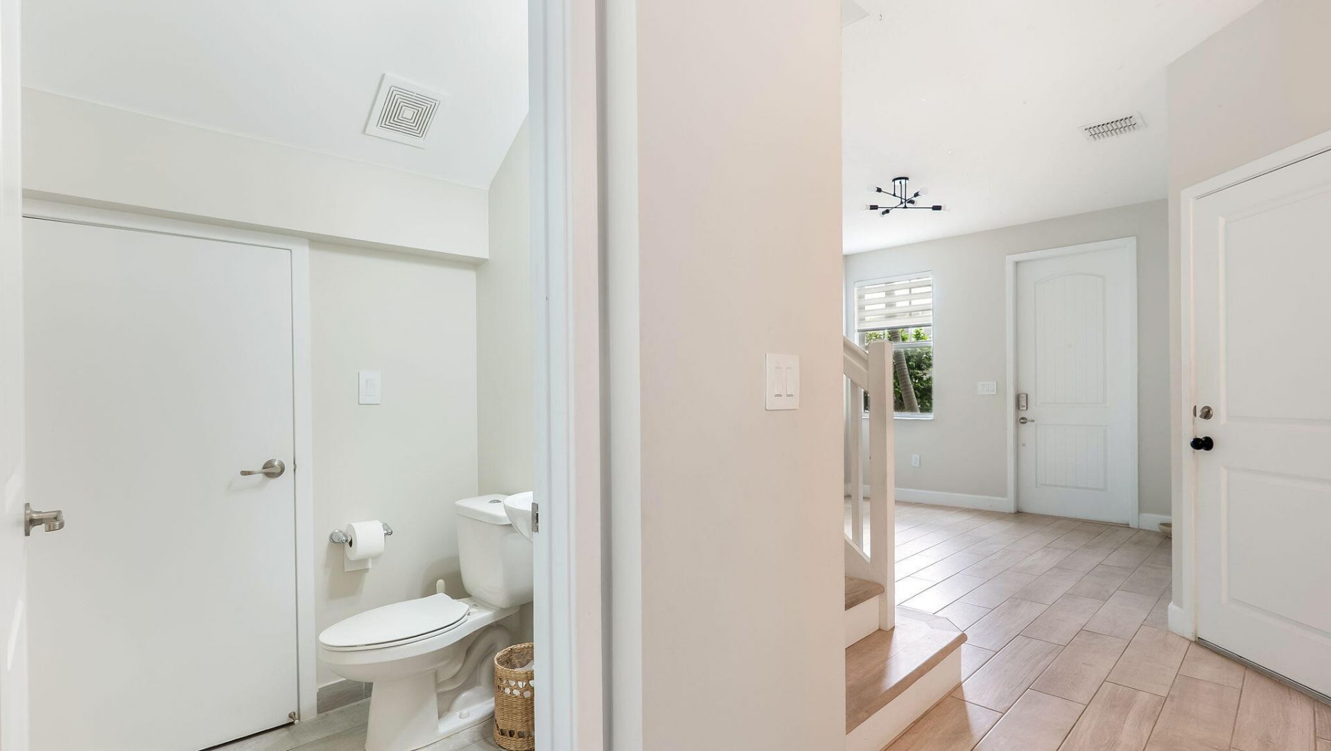 4805 NW 48th Terrace, Tamarac, FL 33319 Photo