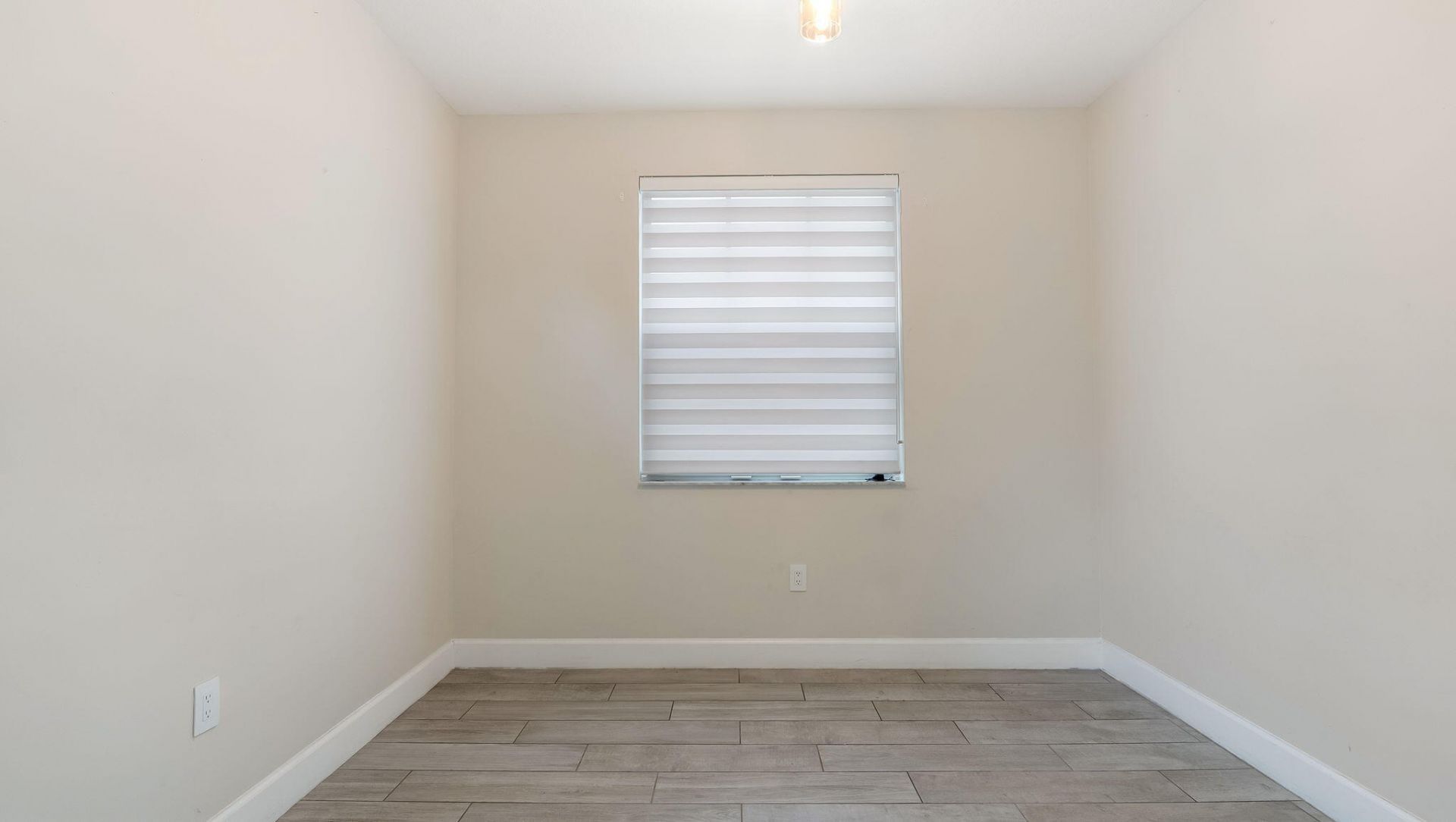 4805 NW 48th Terrace, Tamarac, FL 33319 Photo