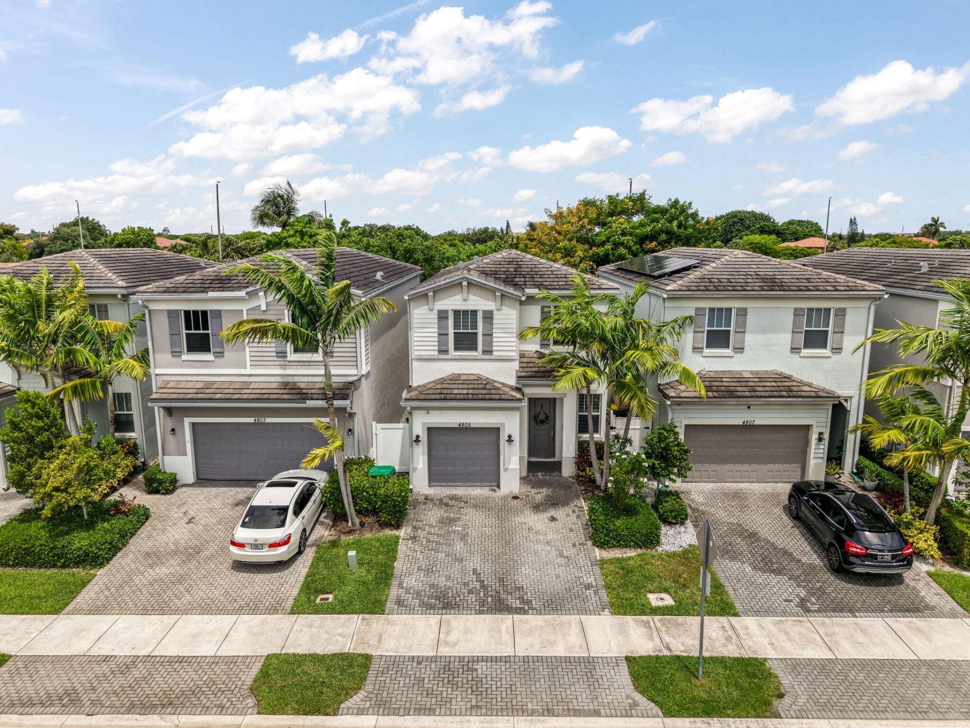 4805 NW 48th Terrace, Tamarac, FL 33319 Photo