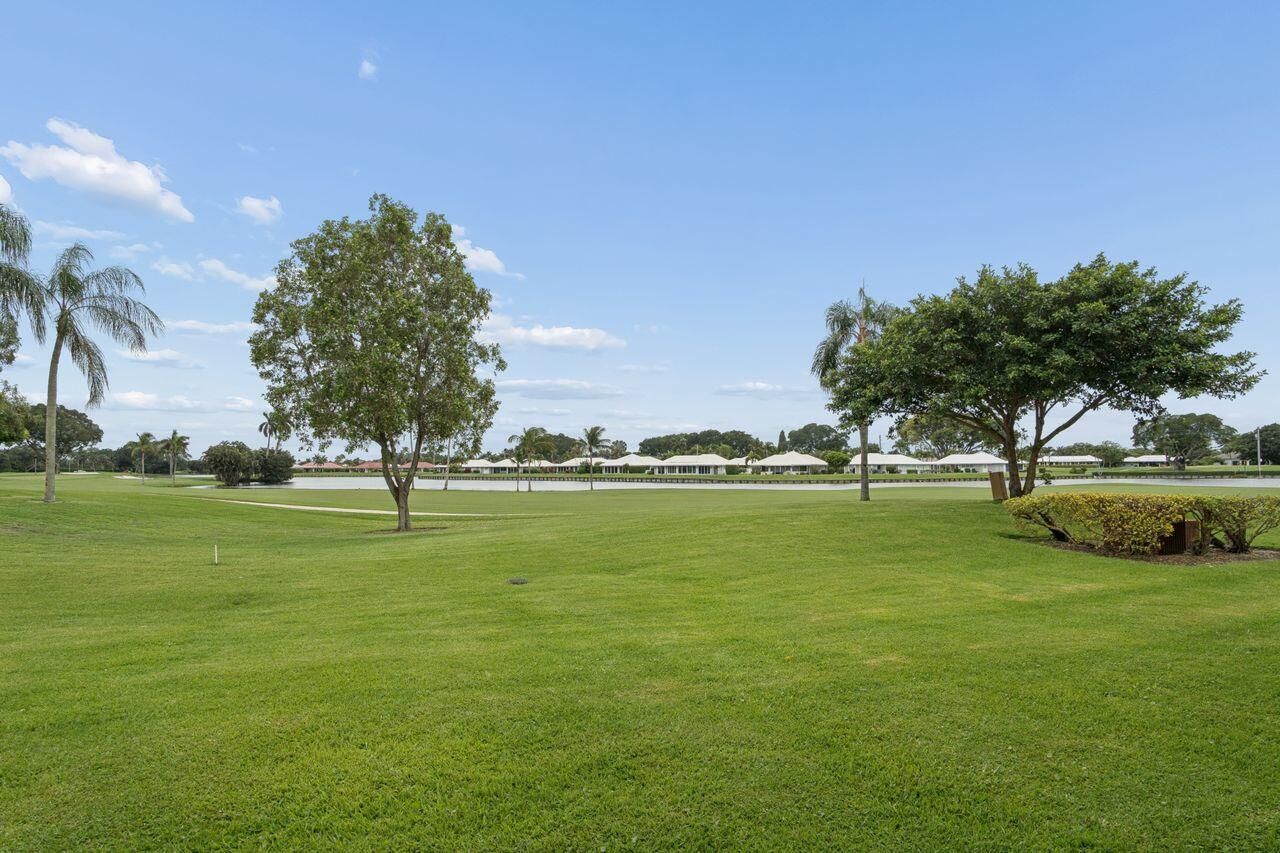 157 Atlantis Boulevard, Unit 103, Atlantis, FL 33462 Photo