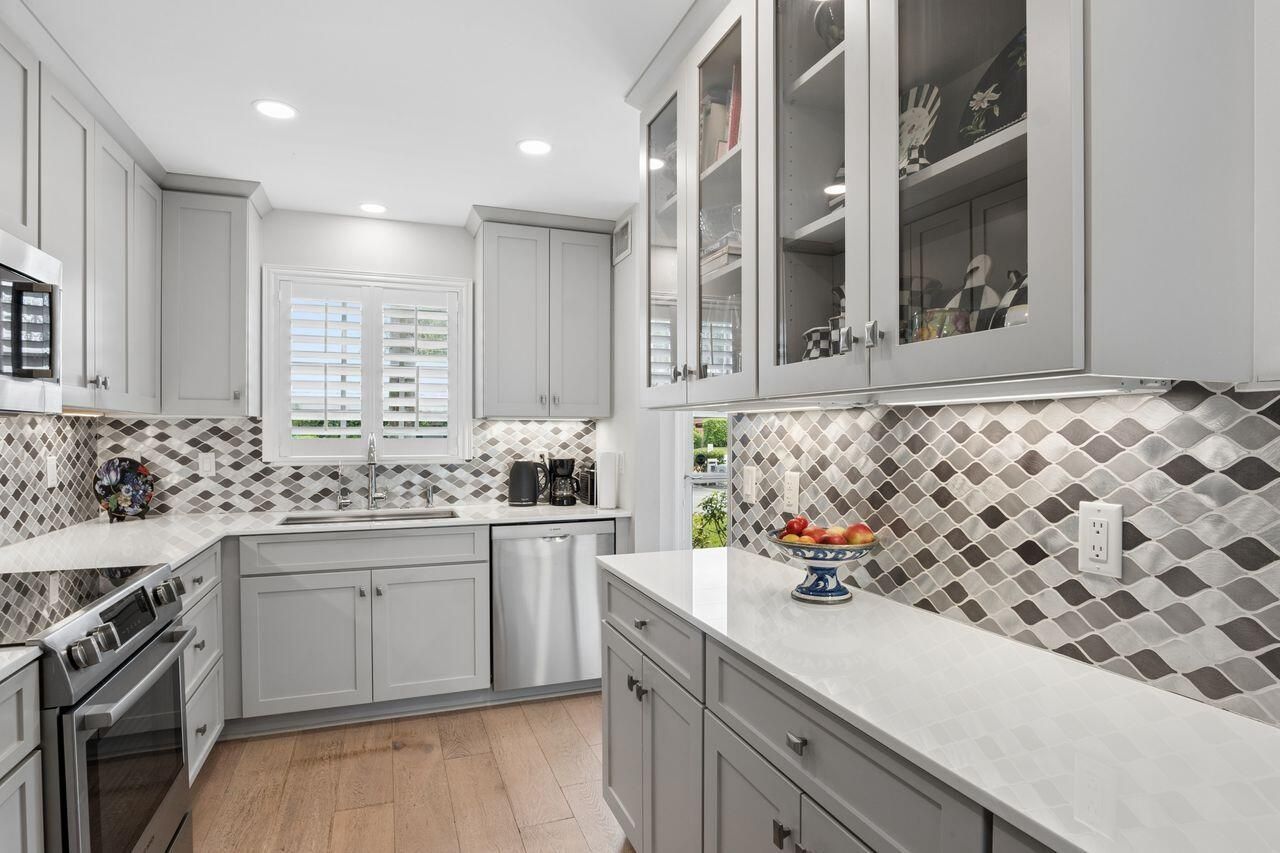 157 Atlantis Boulevard, Unit 103, Atlantis, FL 33462 Photo