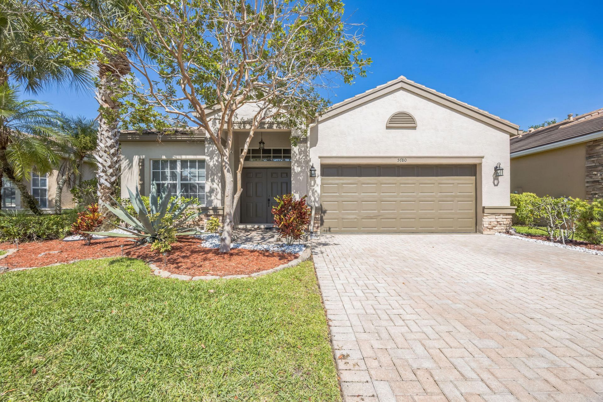 5780 Saddle Trail Lane, Lake Worth, FL 33449 Main Photo