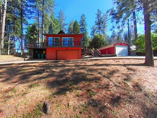 3995 Valley Vista Dr, Camino, CA 95709