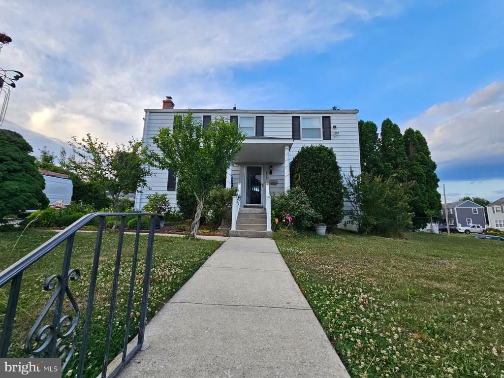 105 SCHEIVERT AVENUE, ASTON, PA 19014
