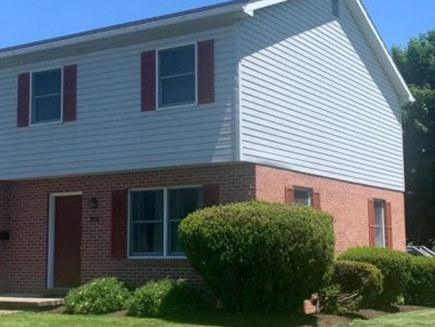205 Linden Avenue N, Greencastle, PA 17225 Main Photo
