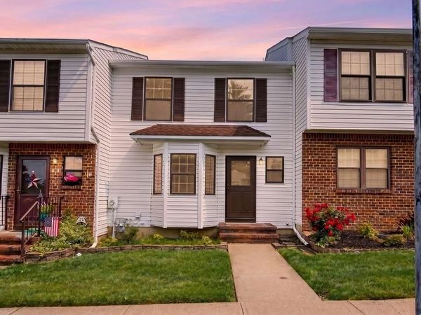 5 BORDENSHIRE DRIVE, BORDENTOWN, NJ 08505