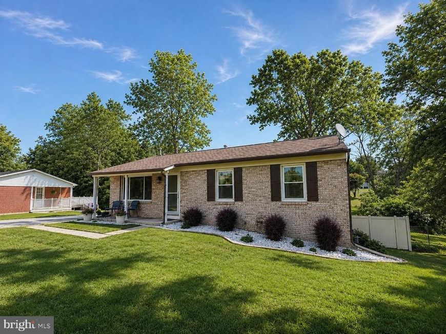 14 Stanford Road, Hagerstown, MD 21742 Main Photo