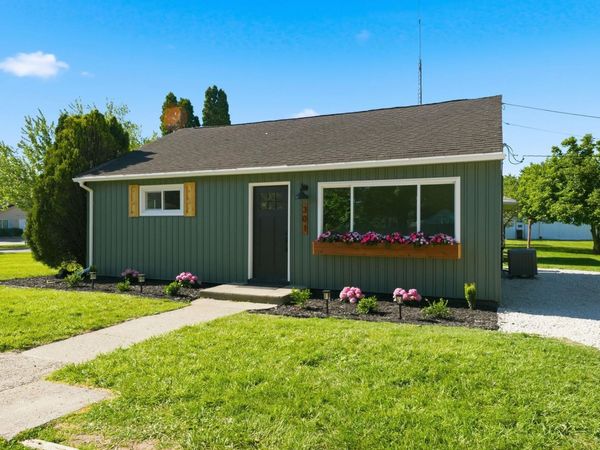 301 W 4Th Avenue, Garrett, IN 46738