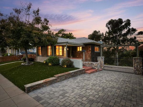 1018 Johnson Ave , San Diego, CA 92103