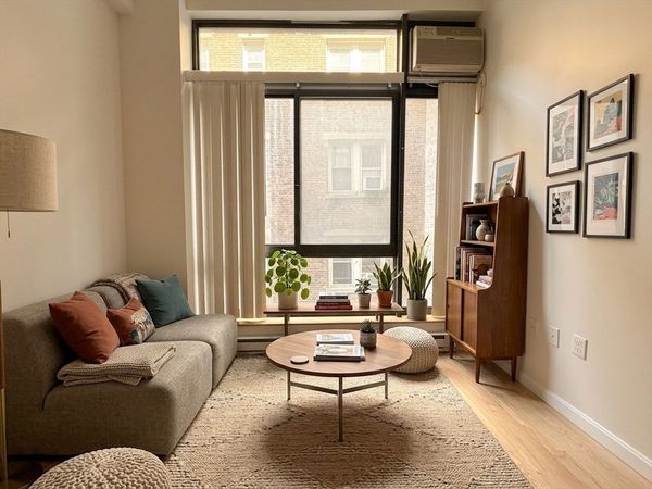 12 Stoneholm St, Unit 309, Boston, MA 02215