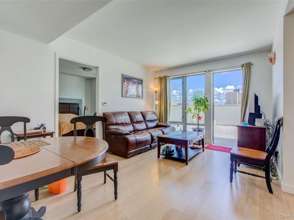 13835 39th Avenue , Unit 4B, Flushing, NY 11354