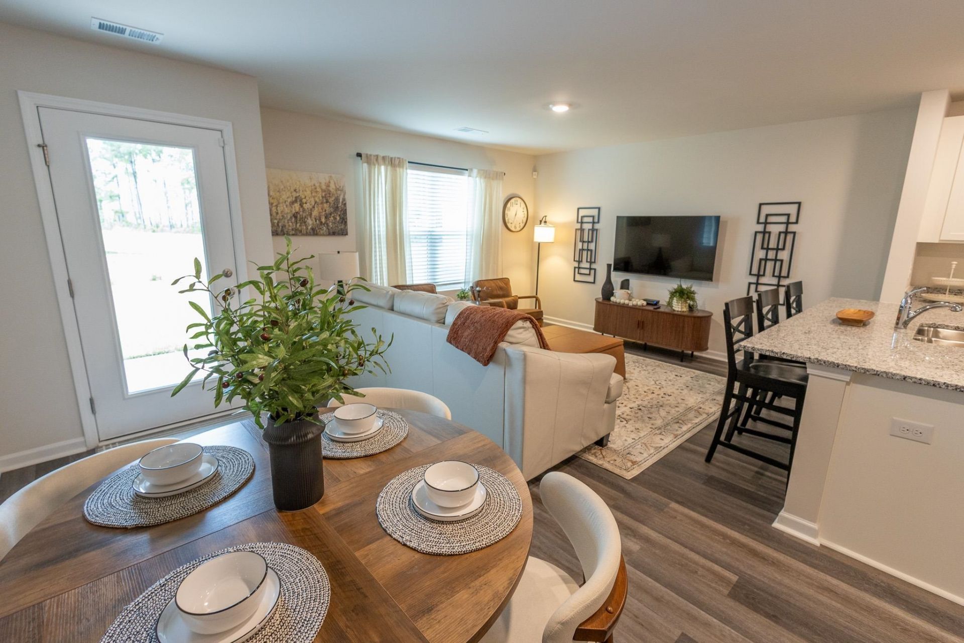 167 Harvest Gold Dr.  Photo 4