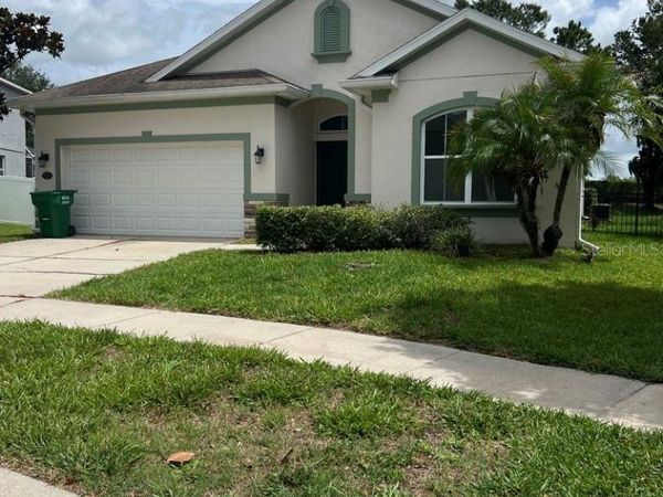 7926 STONEY HILL DRIVE , WESLEY CHAPEL, FL 33545