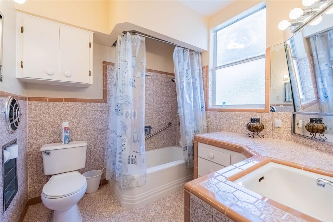 102 S Lakeshore Boulevard , Lake Wales, FL 33853 Photo