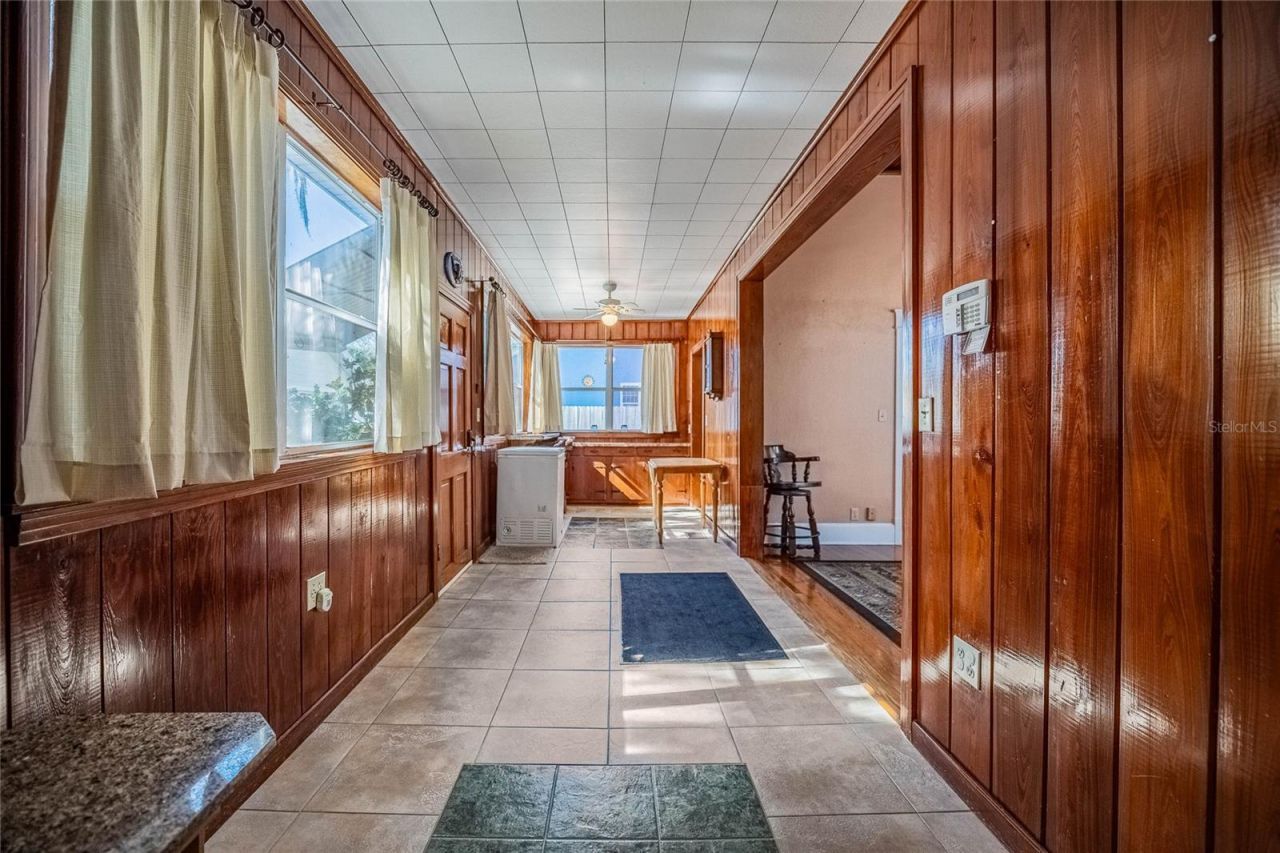 102 S Lakeshore Boulevard , Lake Wales, FL 33853 Photo