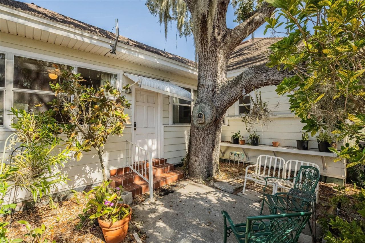 102 S Lakeshore Boulevard , Lake Wales, FL 33853 Photo