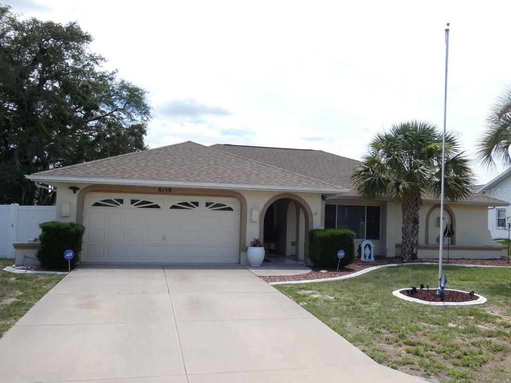 8158 Winding Oak Lane, Spring Hill, FL 34606 Main Photo