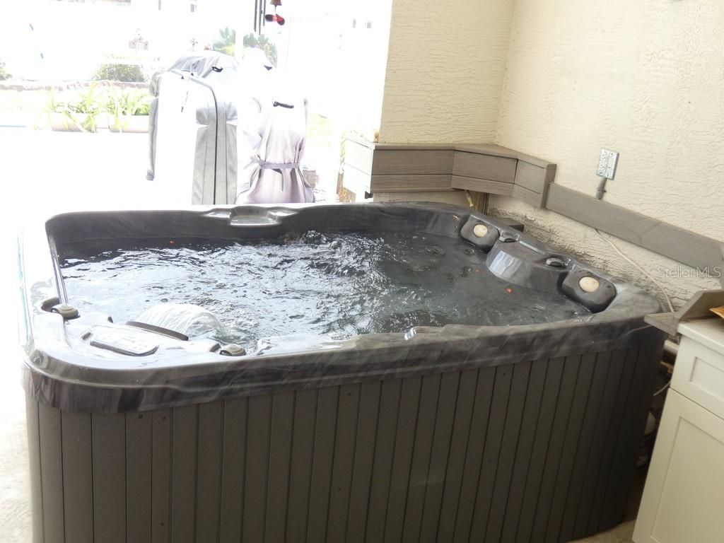 8158 Winding Oak Lane, Spring Hill, FL 34606 Photo