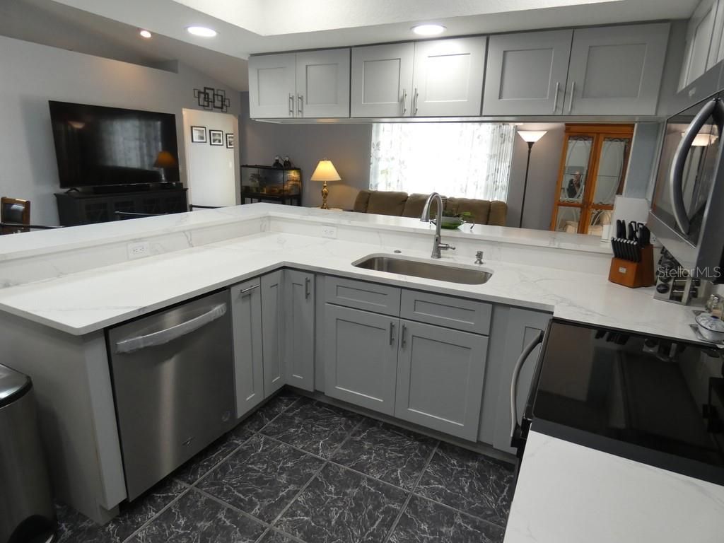 8158 Winding Oak Lane, Spring Hill, FL 34606 Photo
