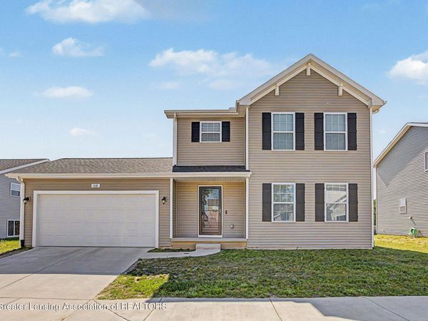 616 Muirfield Drive, Eaton Rapids, MI 48827