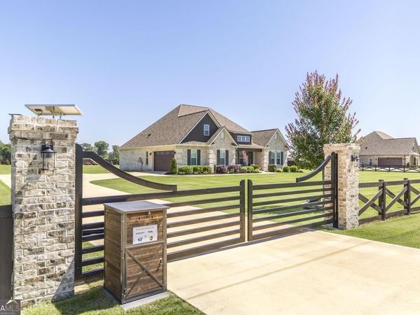 160 Saddlecreek Road, Perry, GA 31069
