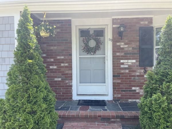 90 Castlewood Circle, Barnstable, MA 02601