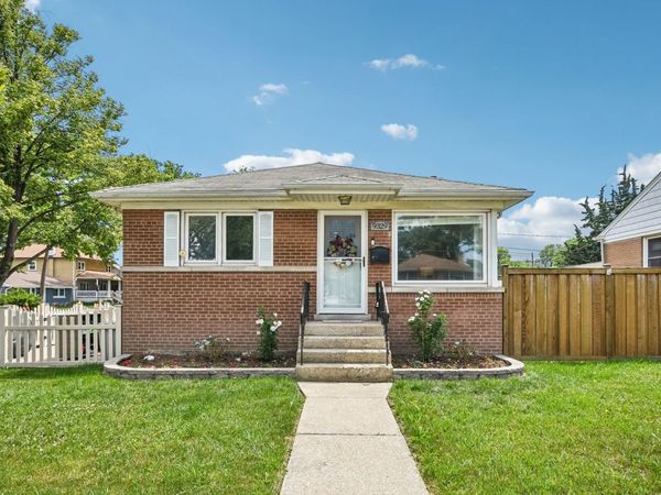 9329 Lincoln Avenue , Brookfield, IL 60513