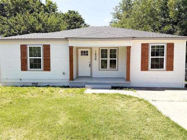 1808 NW Kingsbury Avenue, Lawton, OK 73507