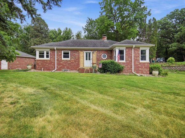 2103 3rd Avenue SW, Austin, MN 55912